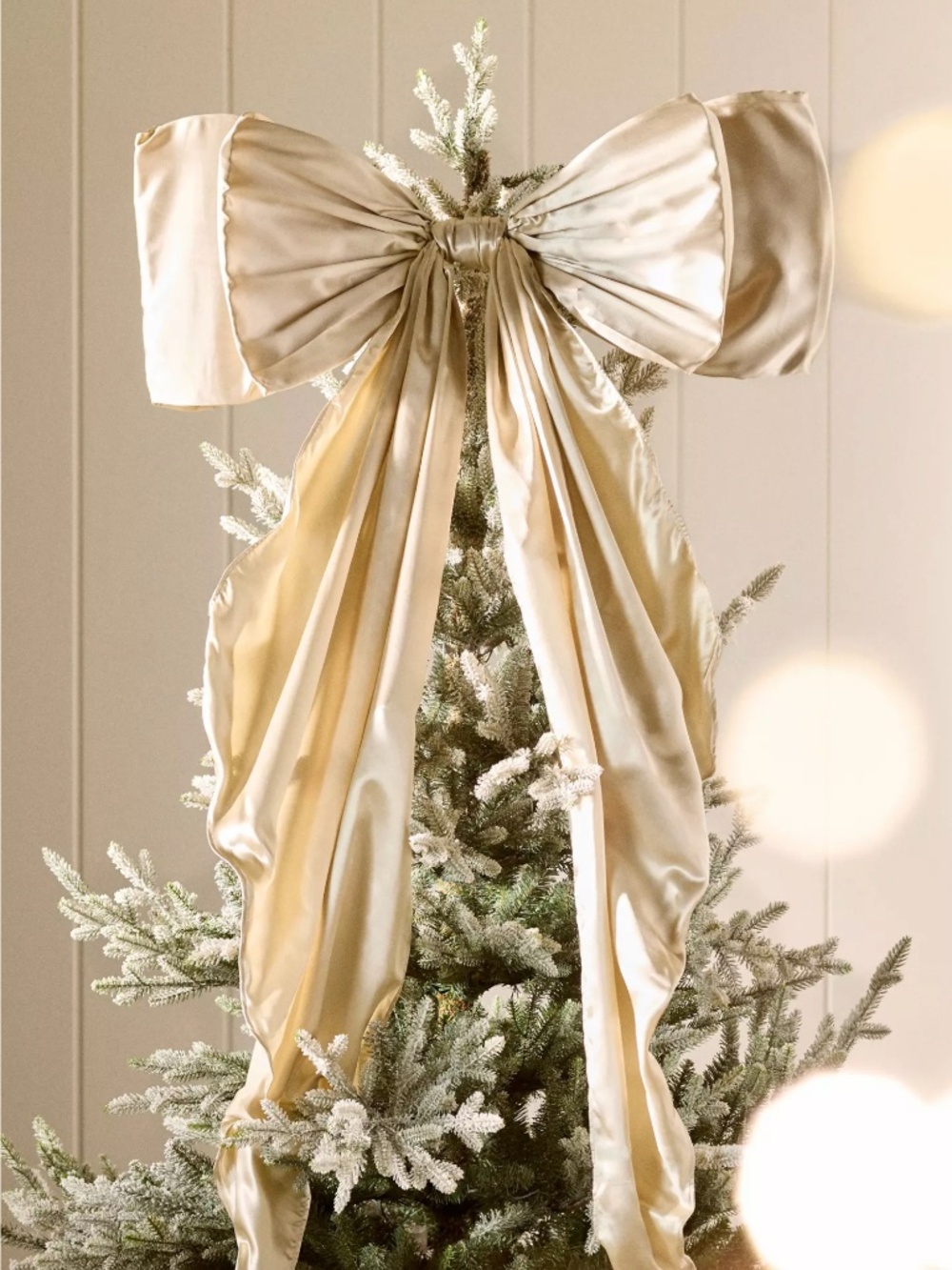 Anthropologie Satin Bow Tree Topper / Ivory / NWT